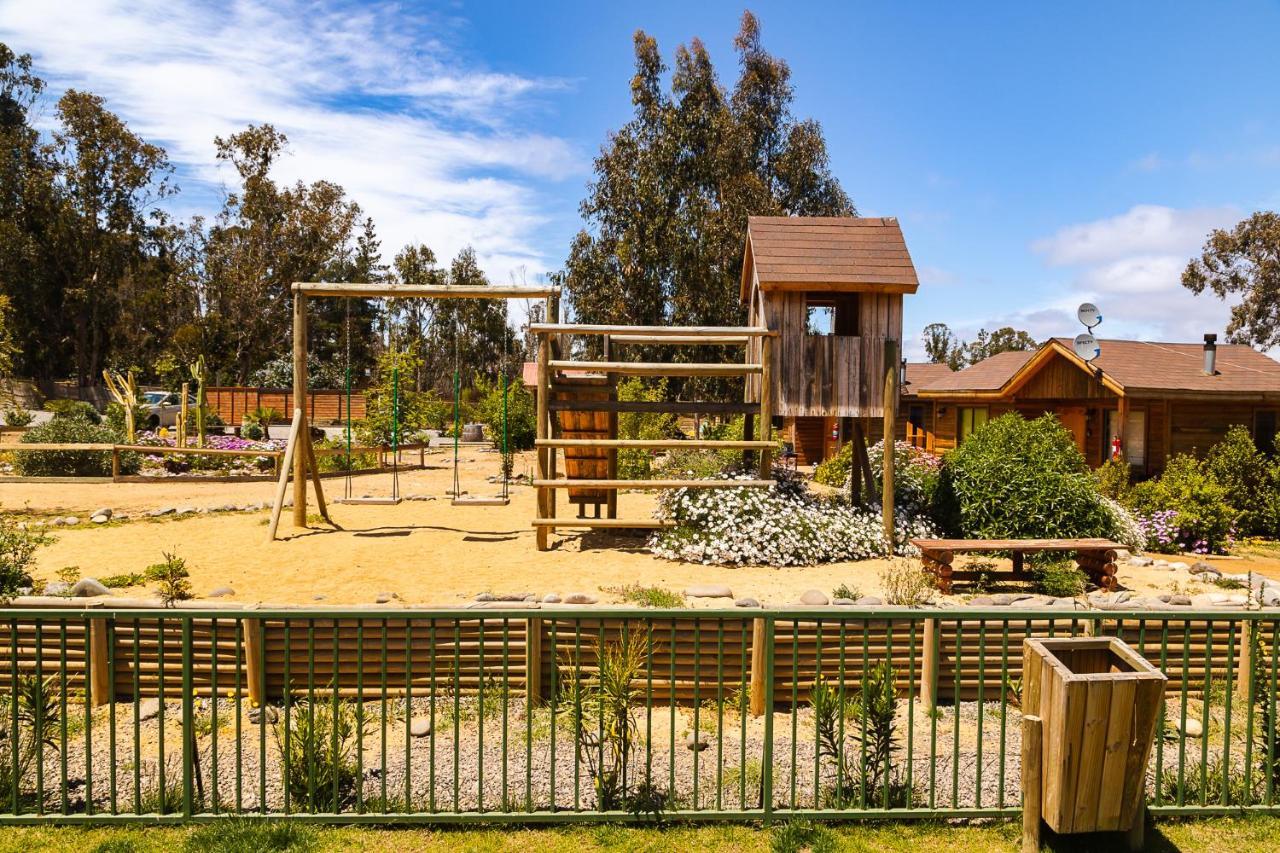 Cabana En Tunquen Con Parrilla, Fogon, Piscina Y Bosque Bagian luar foto