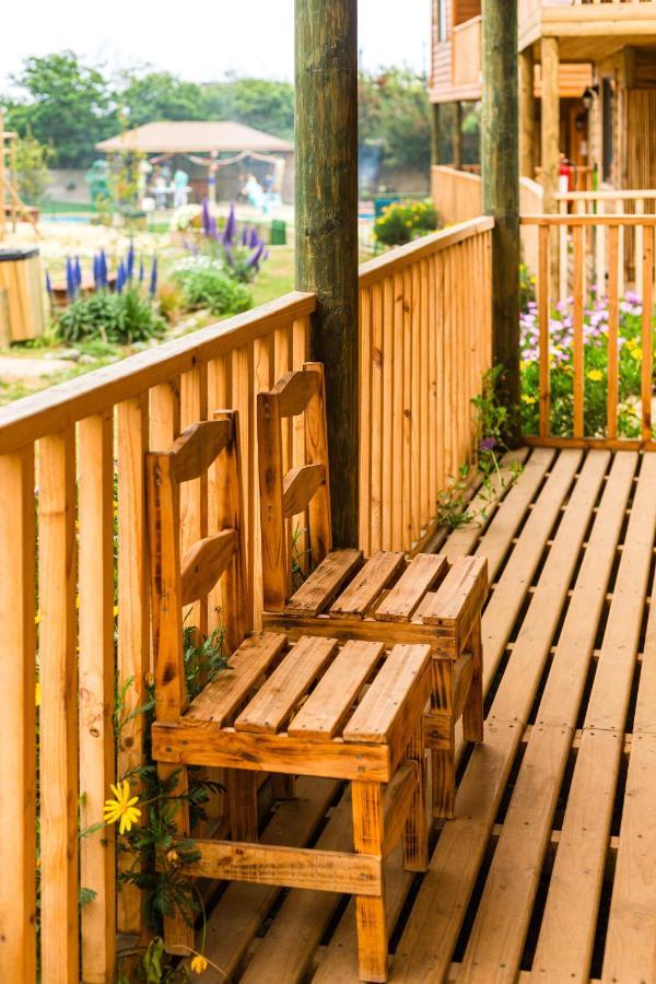 Cabana En Tunquen Con Parrilla, Fogon, Piscina Y Bosque Bagian luar foto