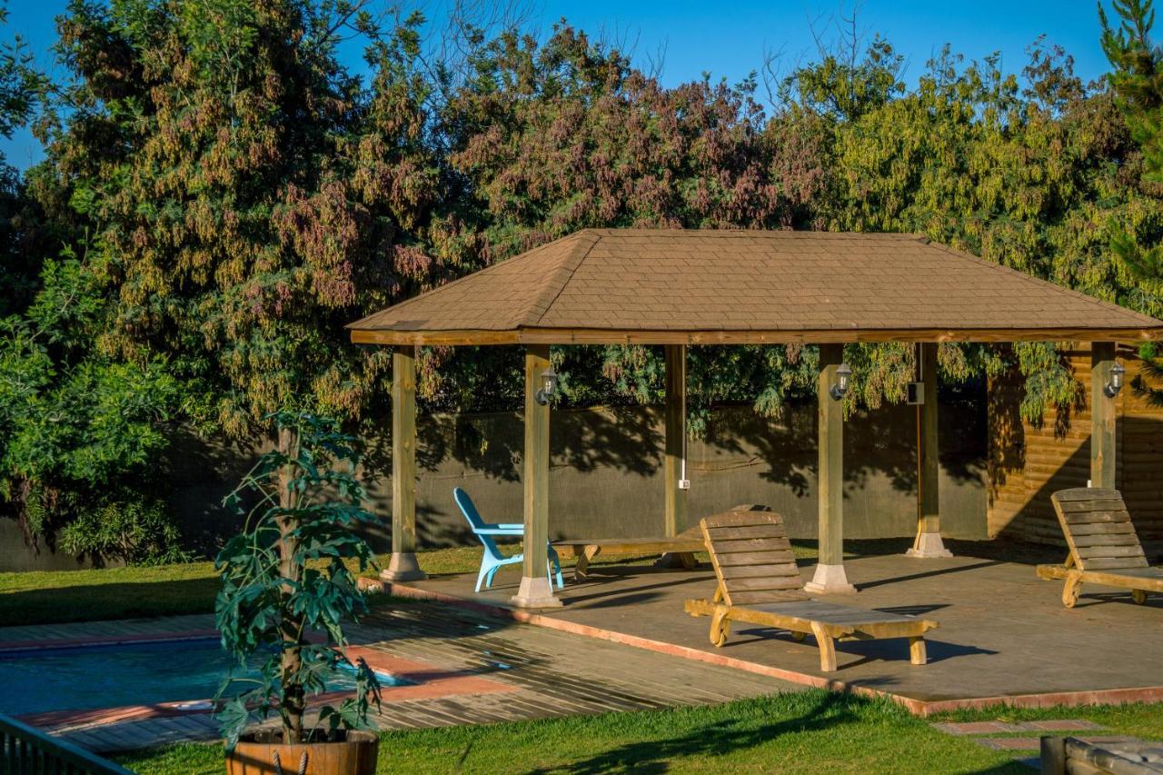 Cabana En Tunquen Con Parrilla, Fogon, Piscina Y Bosque Bagian luar foto